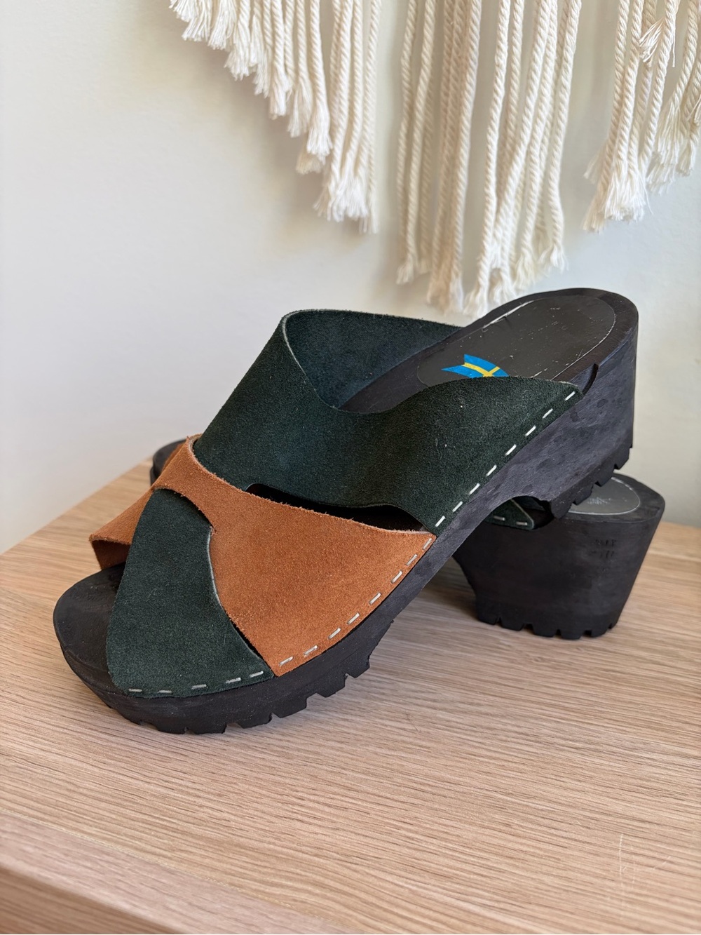 Beautiful Genuine Swedish Wooden Suede Two-Tone Slide Clog - Green & Brown 9